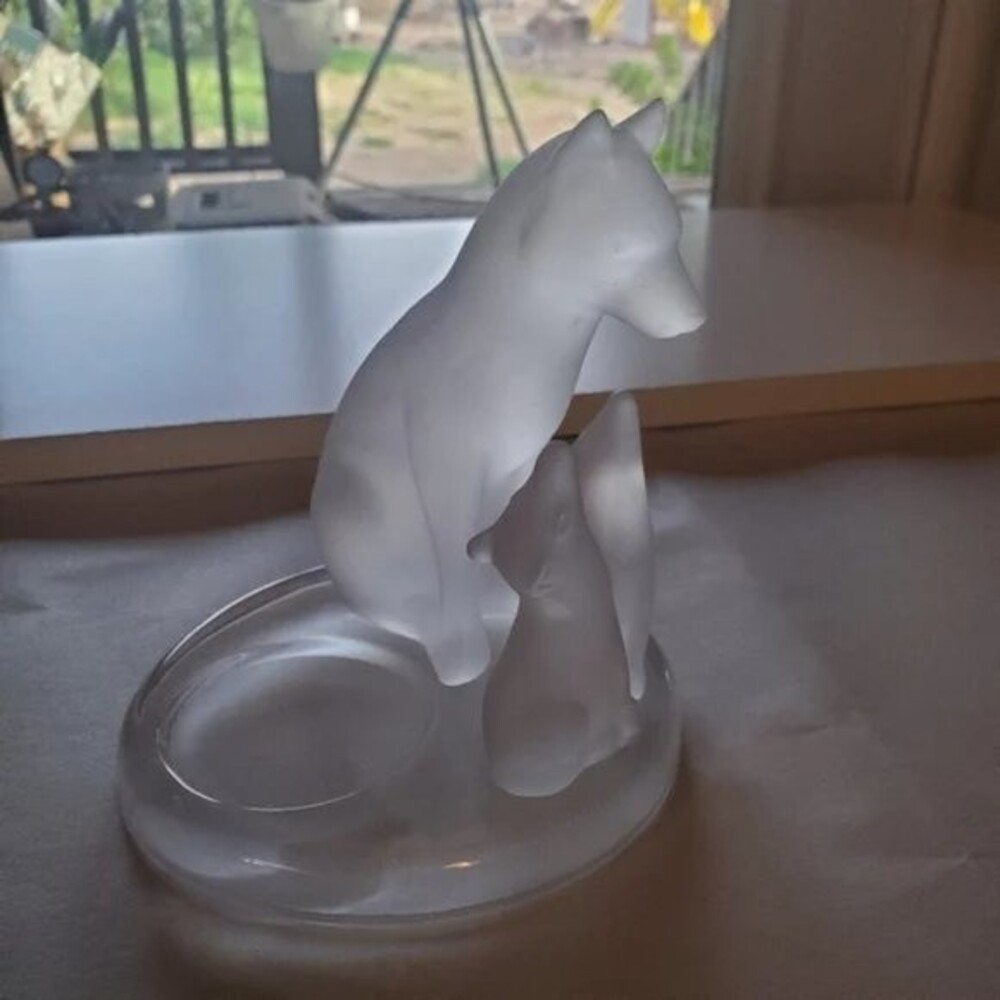 Partylite Frosted Glass Wolf Mother & Pups Votive Candle Holder - Picture 10 of 10